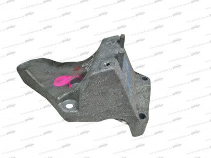 TKE generátor tartó